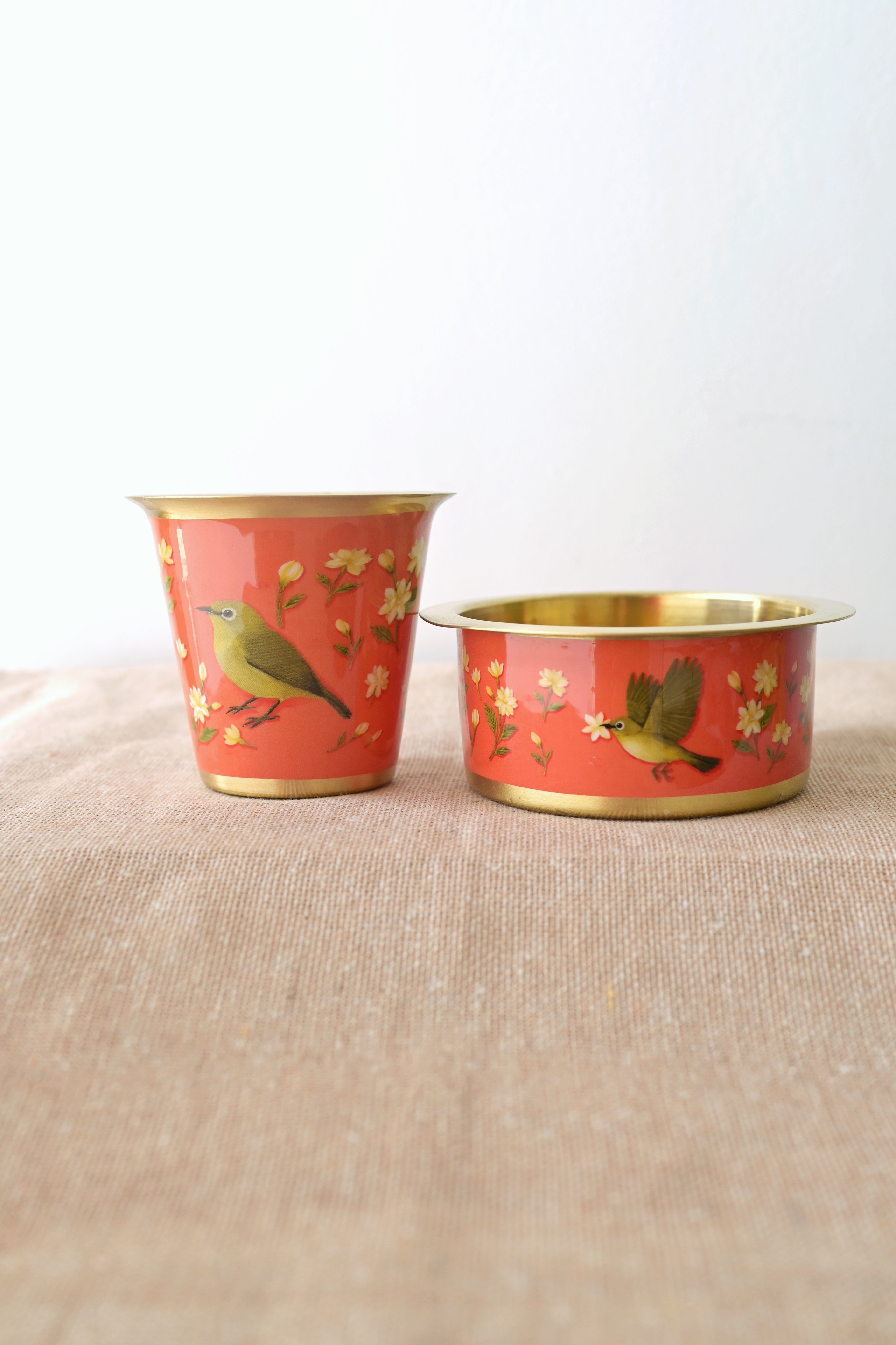 Following the fragrance of jasmine (set of two) 🌼