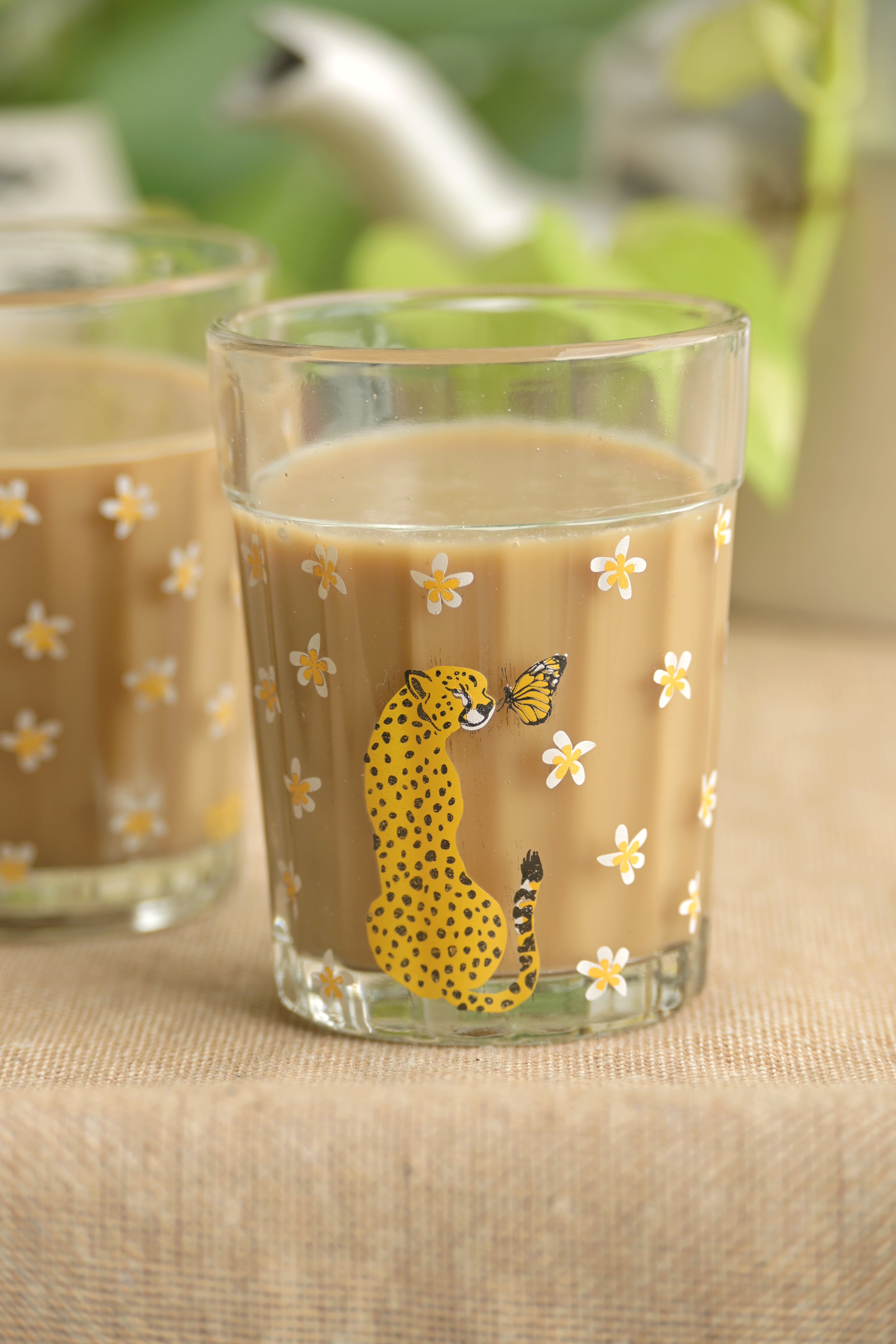 The stillness of a Cheetah (set of two)