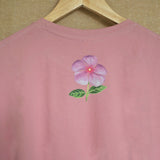 Periwinkle blooms through the hurt 🌼