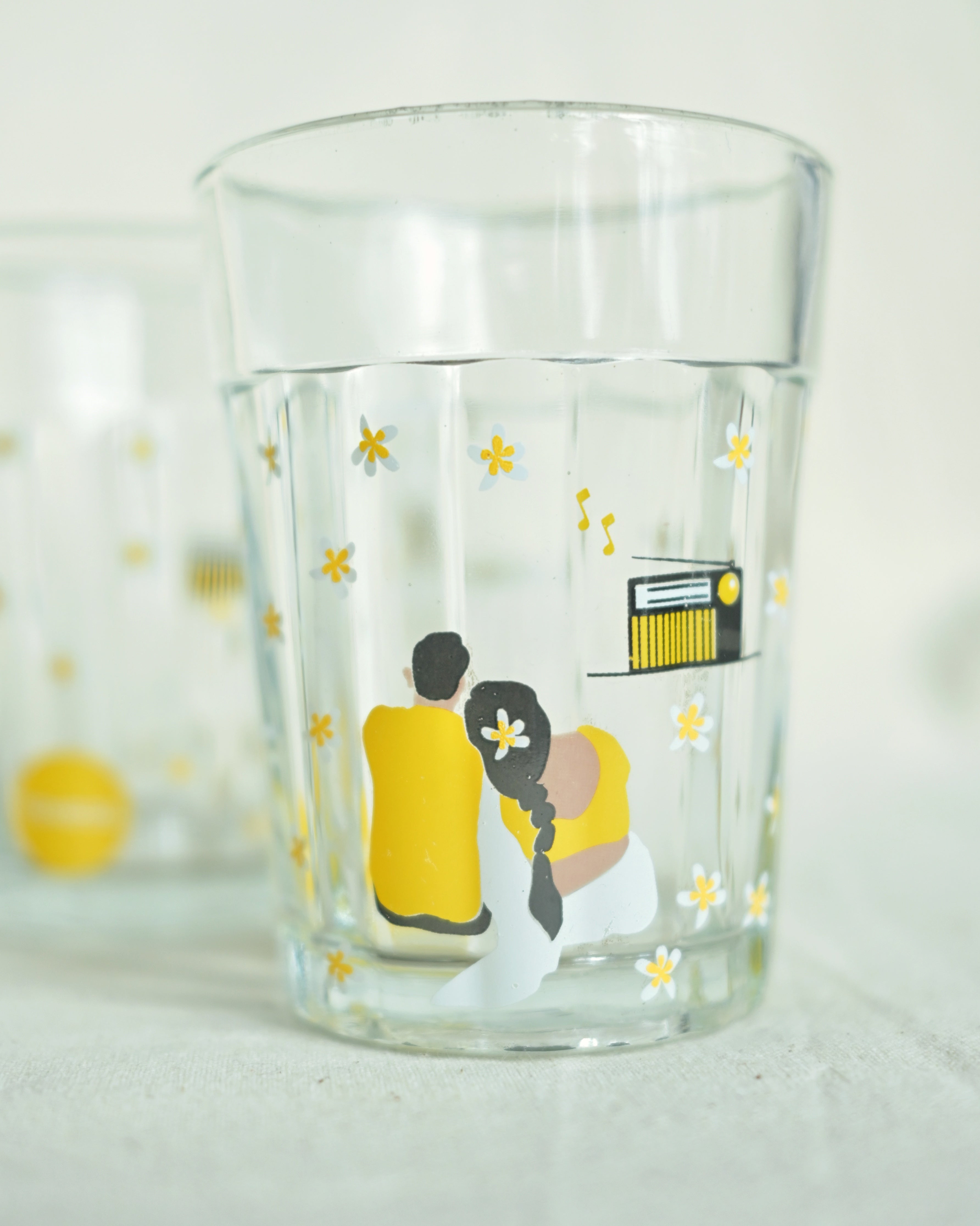 Love melodies with Frangipani (set of two) Crystal Glass