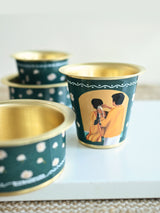 Delicate embrace with Jasmine (Set of two)