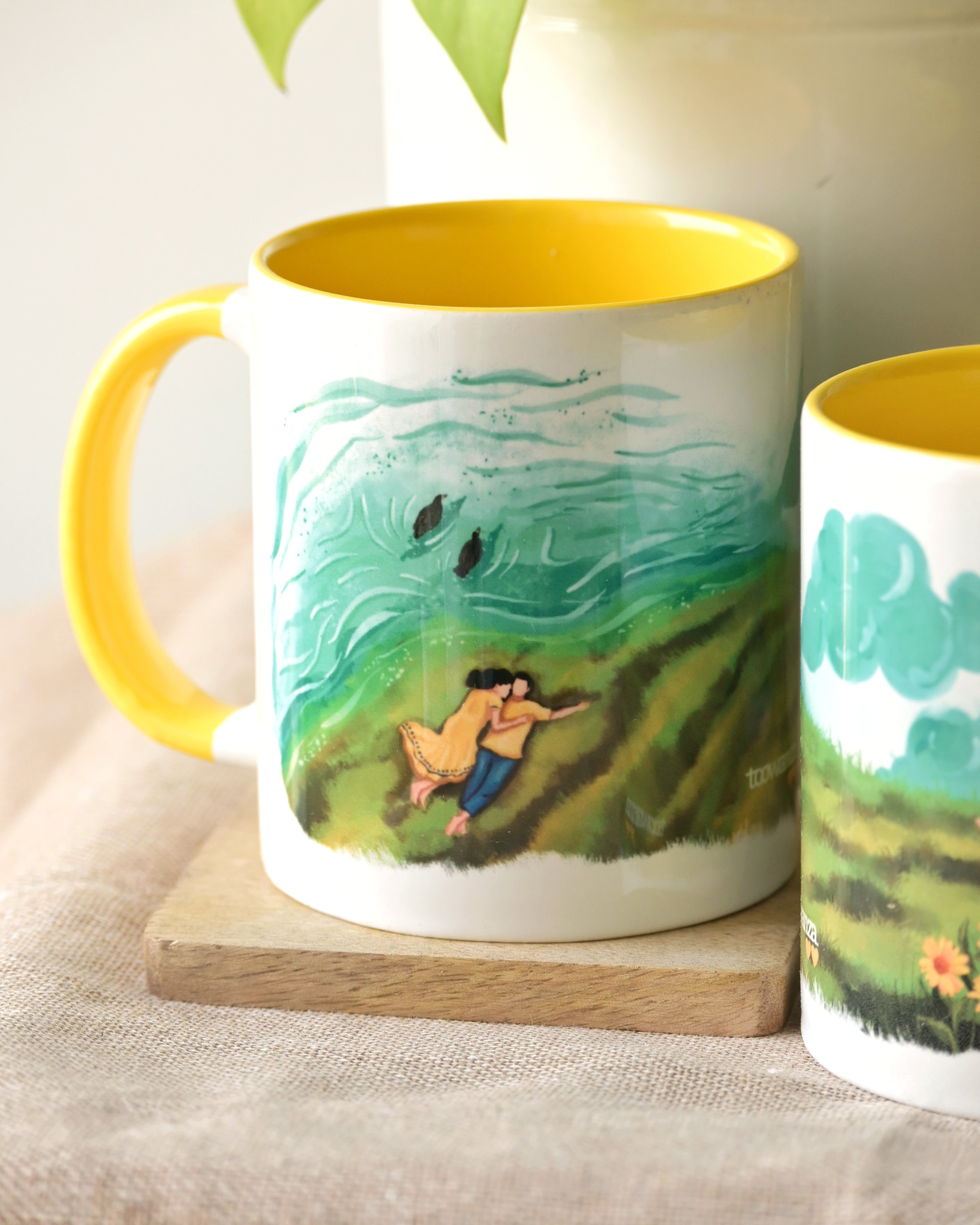 A day together in a dreamy garden (set of two)